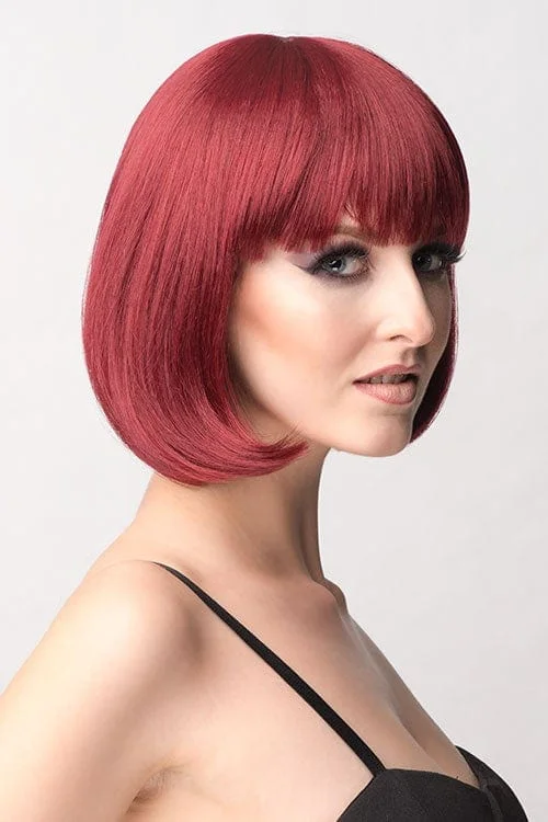 Colored wig with a red - orange hue for a warm and energetic lookRed inverted bob wig, short and chic: Flavia