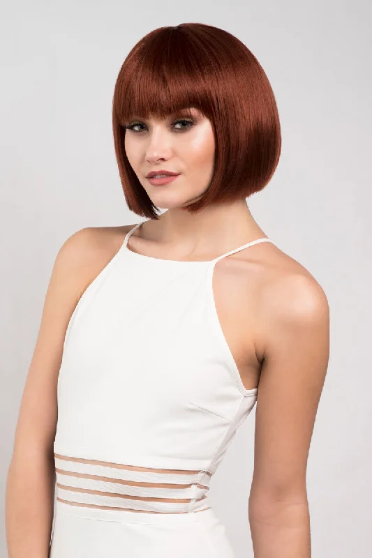 Colored wig with a purple - violet shade for a regal and elegant lookShort copper-red/ginger bob wig: Minnie