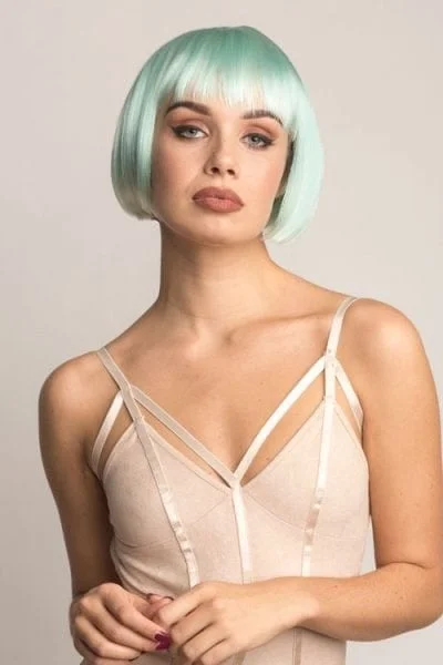 Colored wig with a pre - plucked hairline for a more natural lookTurquoise bob wig, with platinum blonde ombre, short and chic: Eunice