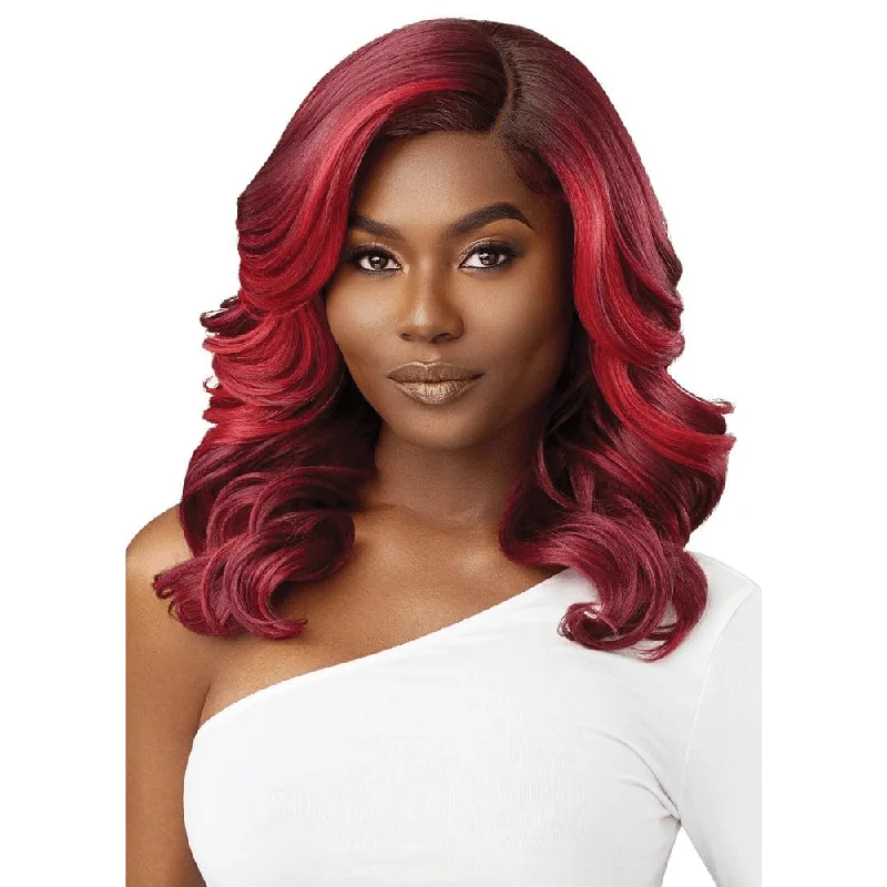 Colored wig with a 150 - density for a full and thick appearanceOutre EveryWear Synthetic Lace Front Wig - Every 30