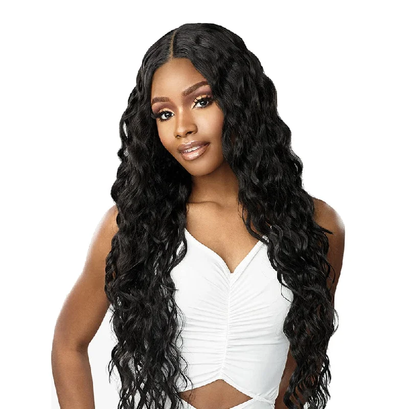 Colored wig with a middle - part for a classic and elegant styleSensationnel Butta HD Lace Front Wig - Loose Curly 32"