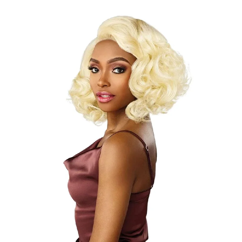 Colored wig with a wispy fringe for a soft and feminine lookSensationnel Cloud 9 What Lace 13x6 Lace Frontal Wig - Talisa 12"