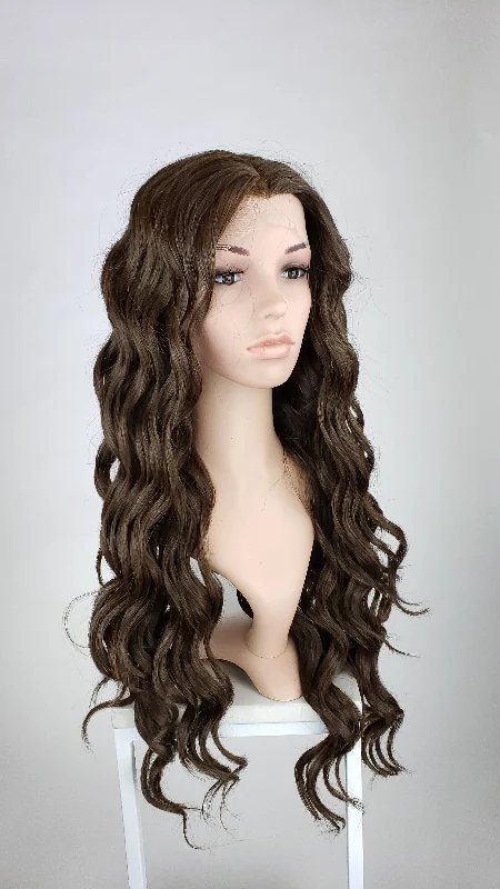 Synthetic lace wig with a heat - resistant formulaMia Sweet Brunette - Luxe Series