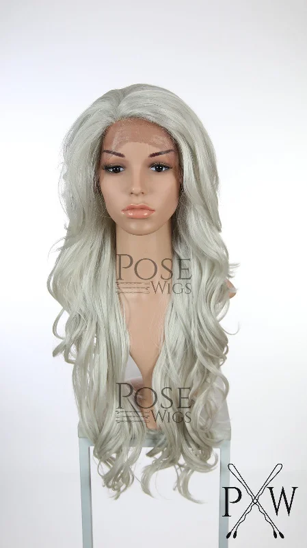 Lace wig with a 200 - density for a full and thick appearanceKim True Grey - Natural