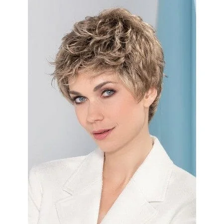 Adjustable - cap bob wig for a comfortable fitLina Small Wig by Ellen Wille