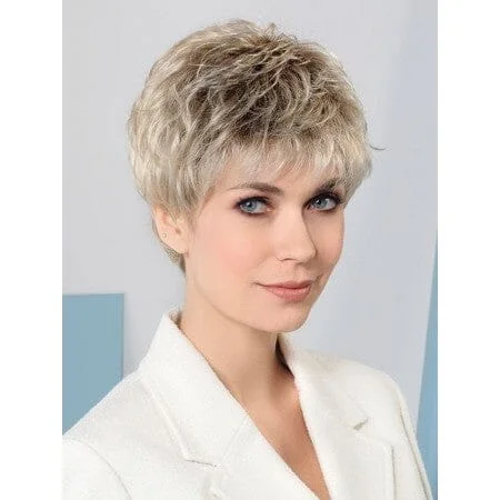 Bob wig with a wavy texture for a beachy lookLina Wig by Ellen Wille