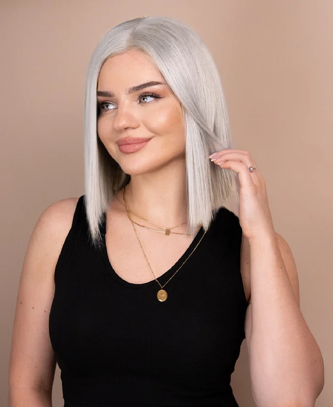 Lace wig with a curly texture for a bold and stylish choiceput on & go pre-cut lace human wig - 10" silver grey.