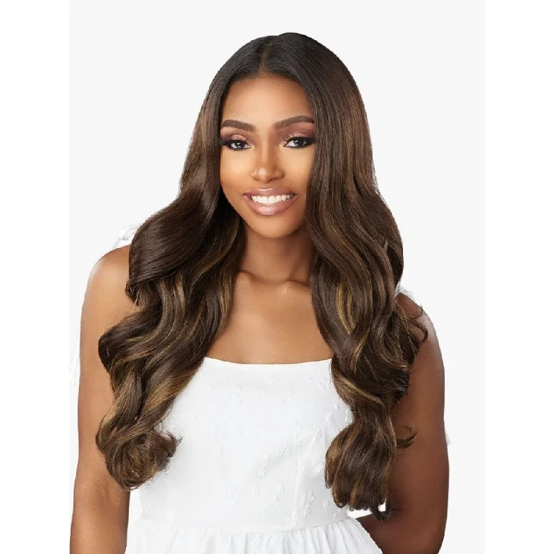 Lace wig with a middle - part for a classic and elegant styleSensationnel Dashly HD Lace Front Wig - Lace Unit 24