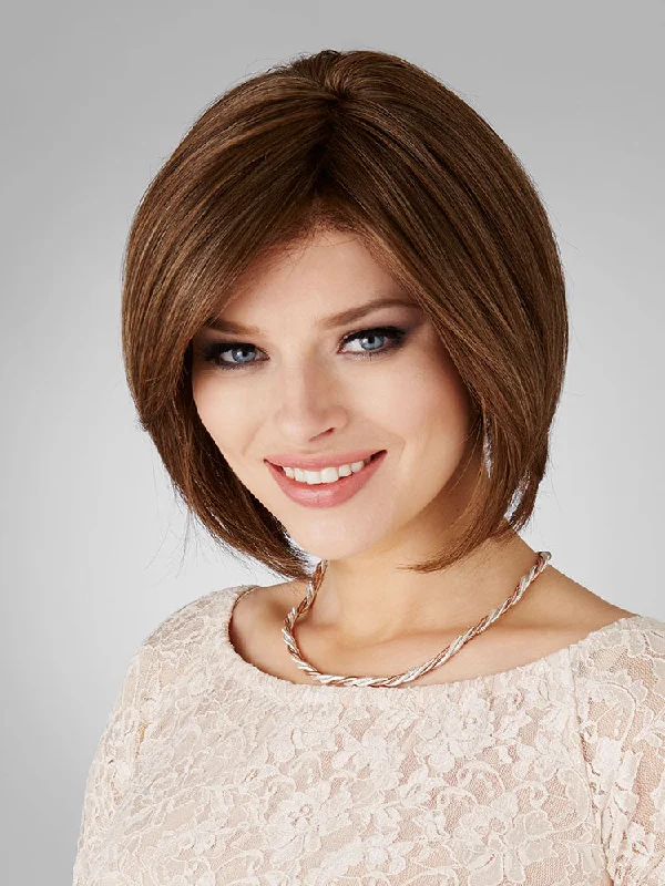 Bob wig with a pixie - inspired cut for a bold and stylish choiceDream Deluxe wig - Inspired Collection