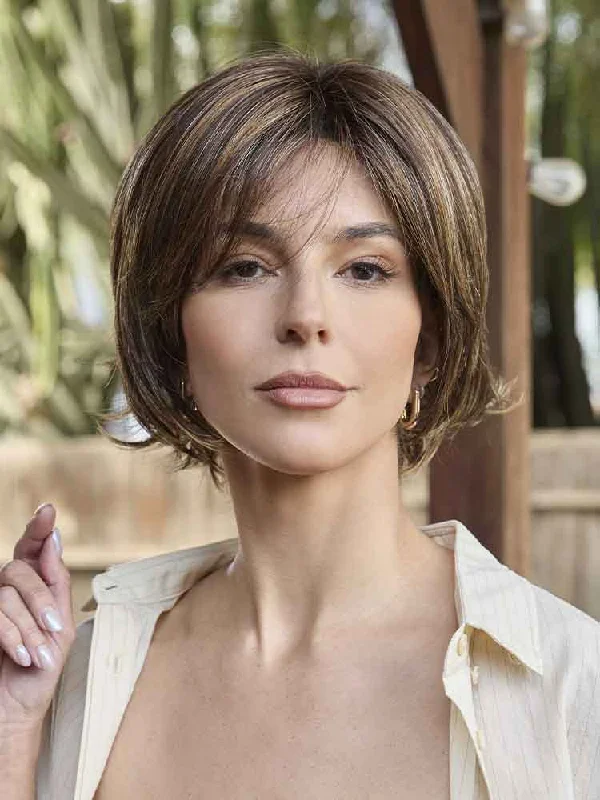 Short - bob wig for a super - sleek and minimalist styleGlenn wig - Amore Rene of Paris