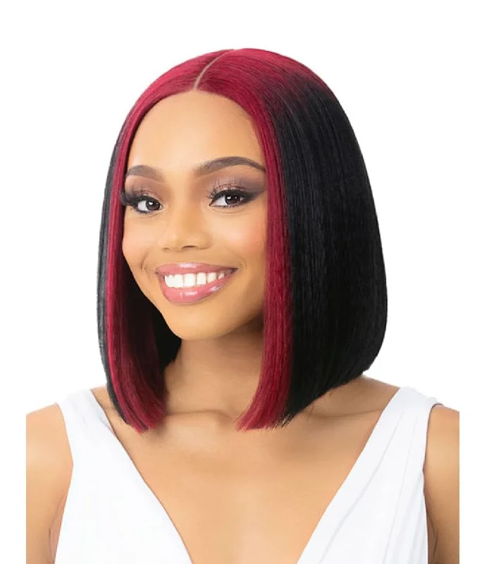 Lace wig with a pre - plucked hairline for a more natural lookNutique Best Friend Forever Lace Front Wig- Floris