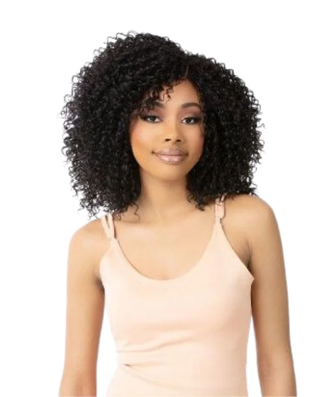 Lace wig with a honey - blonde color for a warm and sunny appearanceNutique Best Friend Forever Lace Wig- Bohemian 16"