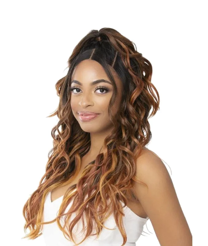 Lace wig with a natural - looking root for a more realistic lookNutique Illuze Lace Wig 360 Glam Up- Loose Wave 27"