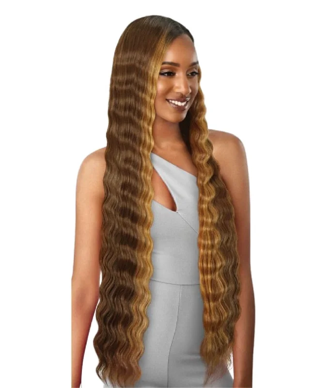 Lace wig with a silk - base cap for a comfortable and smooth feelOutre Lace Front Wig - Anabel