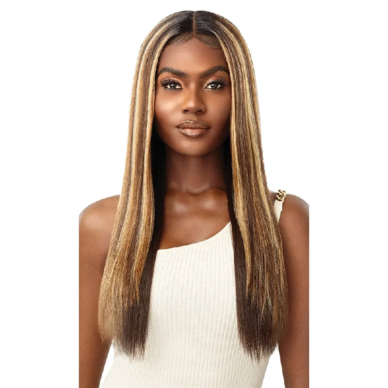 Lace wig with a wavy texture for a beachy lookOutre Synthetic Lace Front Deluxe Wig - Elya