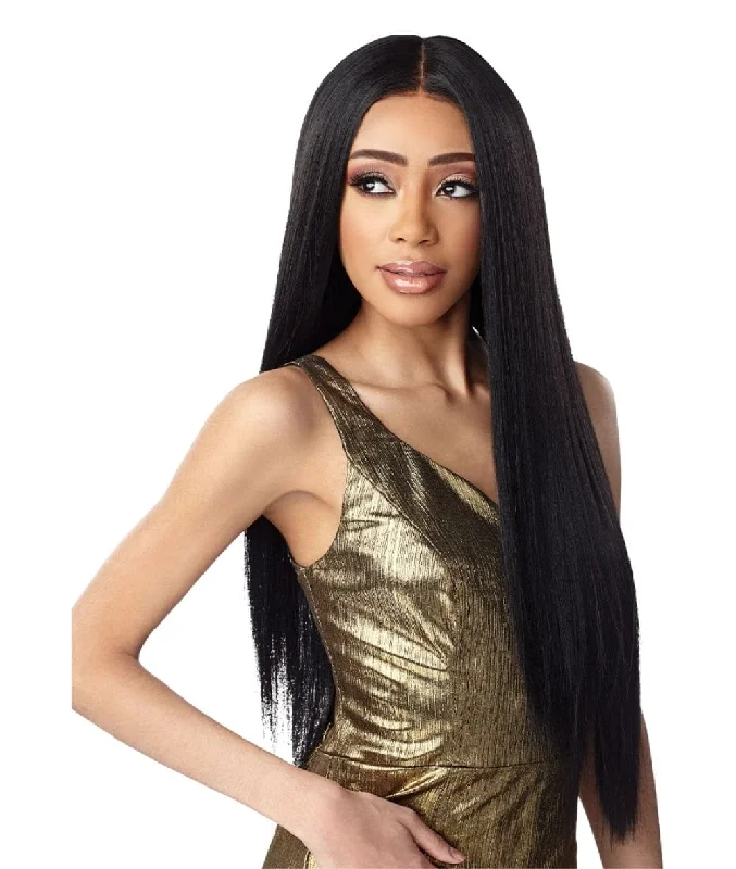 Lace wig with a honey - blonde color for a warm and sunny appearanceSensationnel Butta Lace Wig - Butta Unit 18