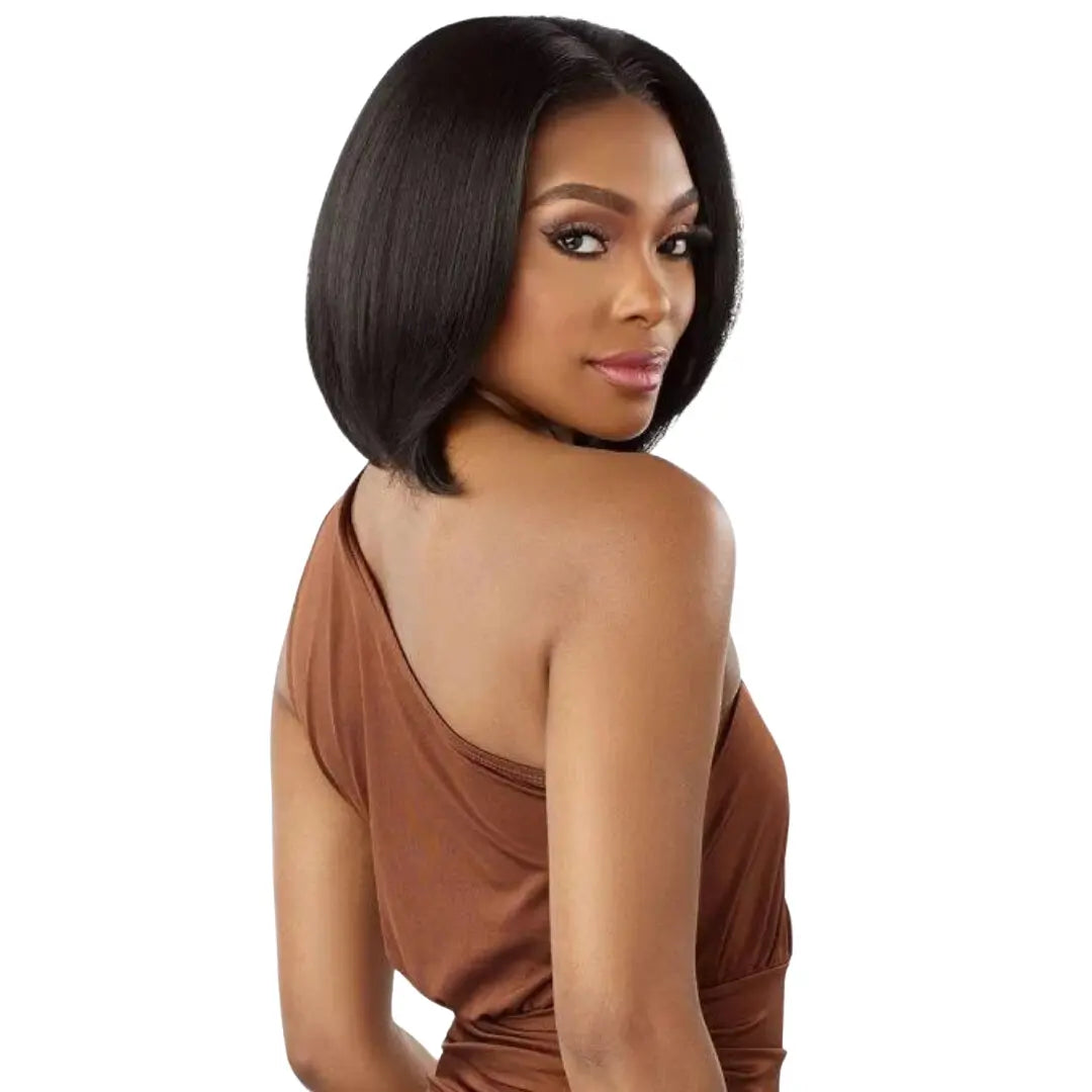 Petite bob wig suitable for women with small facesSensationnel What Lace 13X6 Frontal Lace Wig  Dayana 12" inch