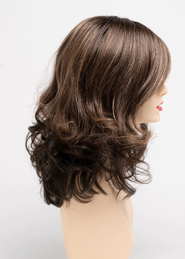 AMARETTO CREAM | Dark Brown roots with overall Medium Brown base with Honey Blonde highlights